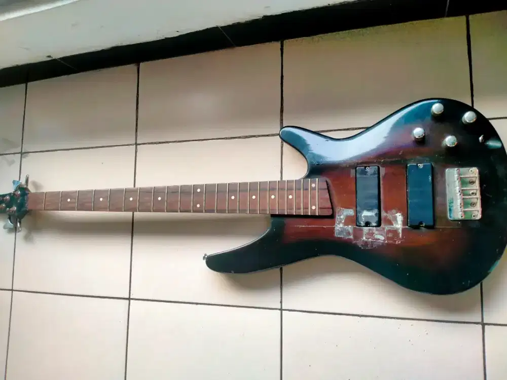 Bass soundgear ibanez