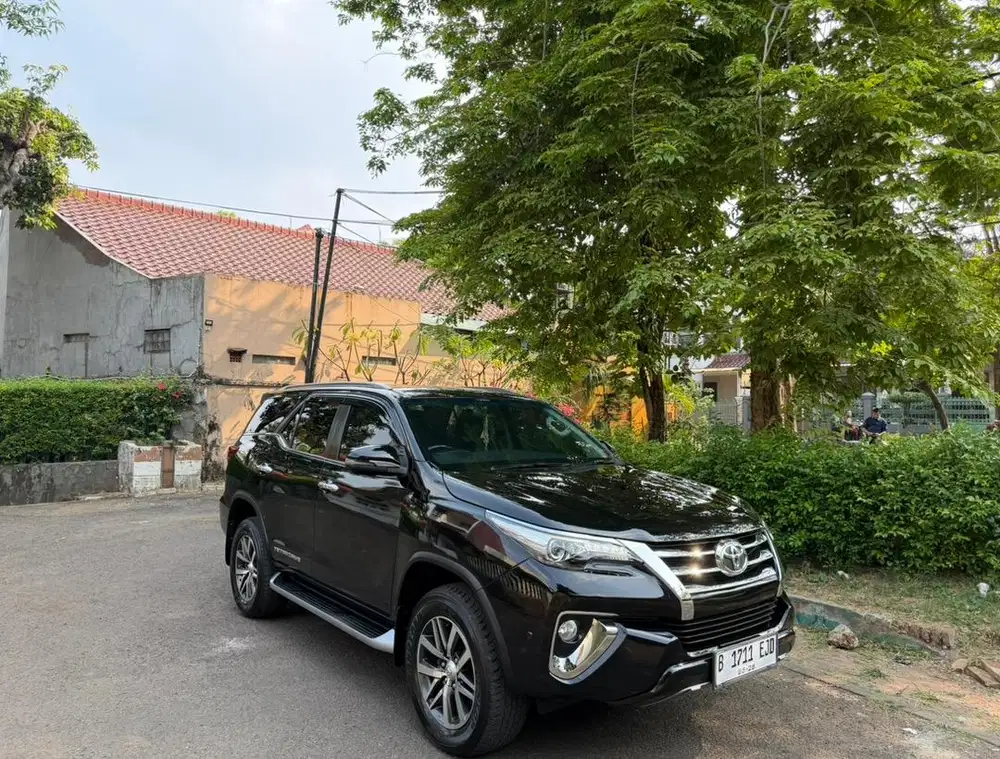 {km 50rb} Fortuner Vrz Tetra Drive Diesel Matic 4x4 Low Km 2018
