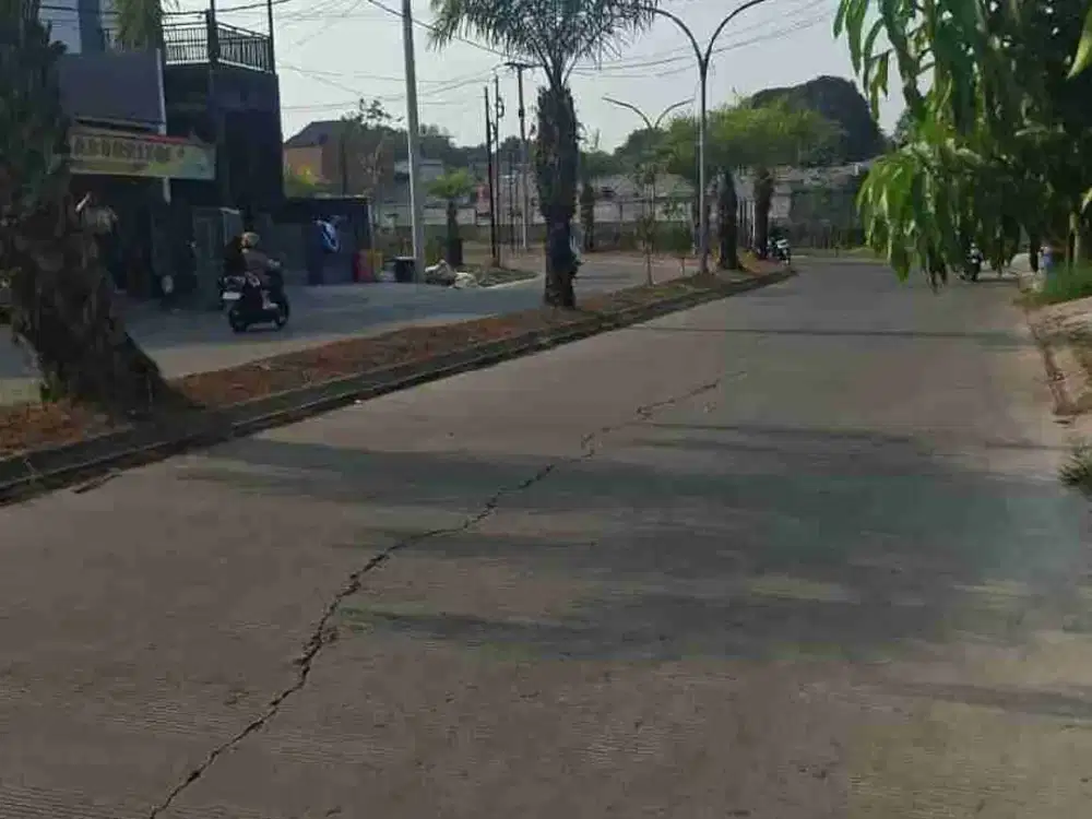 dijual Rumah Pinggir Jalan Utama. Bekasi Timur Regency 5