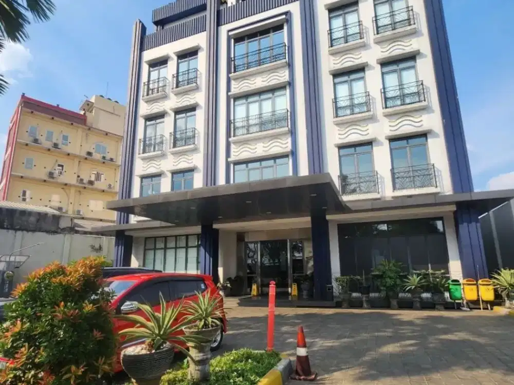 Di jual Gedung kantor 5 lantai + basement di lebak bulus jakarta selatan 2000m2