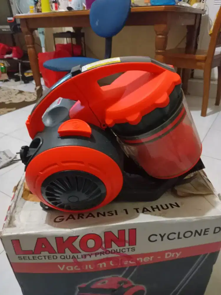 Vacuum Cleaner Lakoni Cyclone D –
