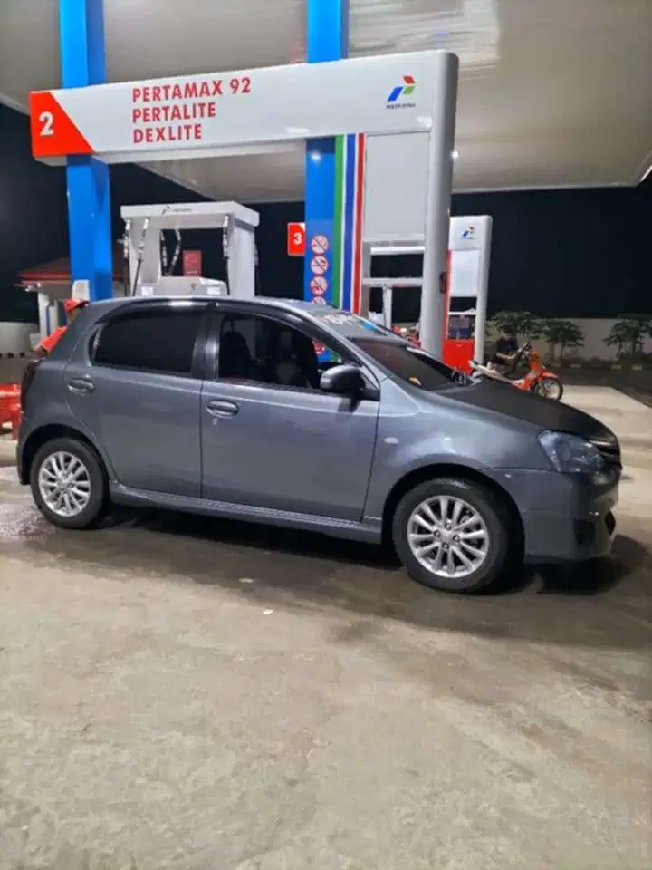 Toyota Etios Valco 2013 Bensin