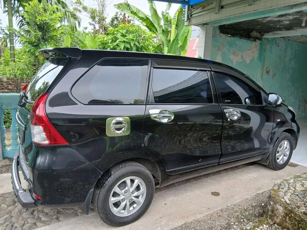 Toyota Avanza 2012 Bensin