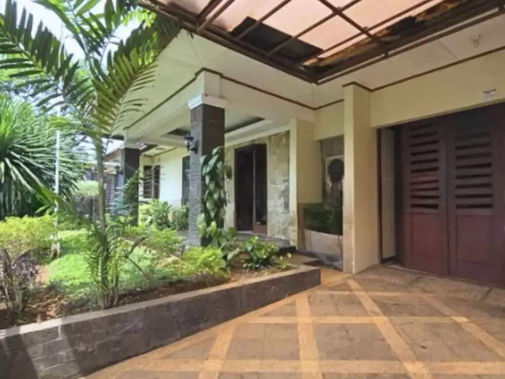 Disewakan Rumah di Area Kebayoran Baru/Senayan Jakarta Selatan | Std008