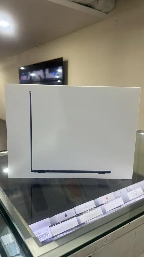 Macbook air m5 13inch 16/512