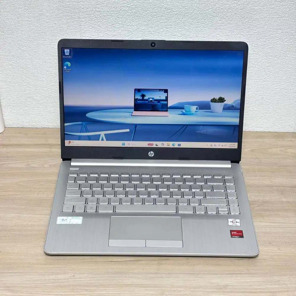 HP 14s-dk1524AU – SSD 256GB, Radeon Graphics, Siap Kerja & Belajar