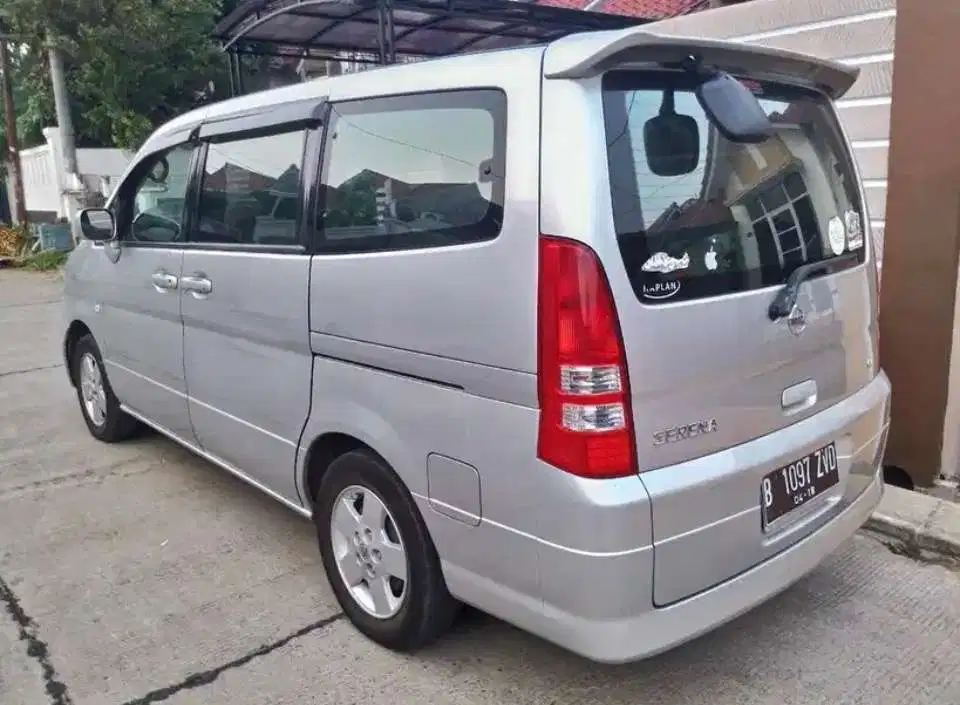 Nissan Serena 2005 Bensin