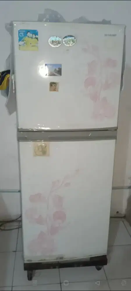 Jual kulkas 2 pintu sharp atas beku bawah gak dingin