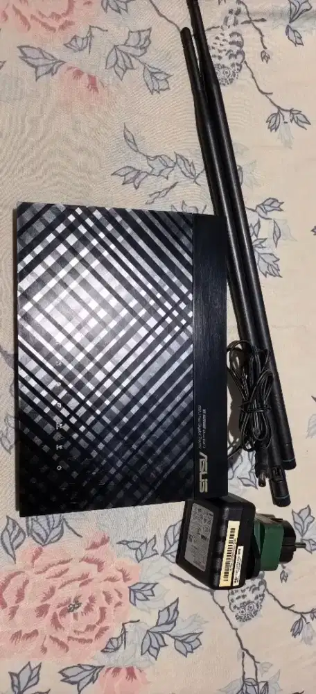 router Asus RT-AC55UHP
