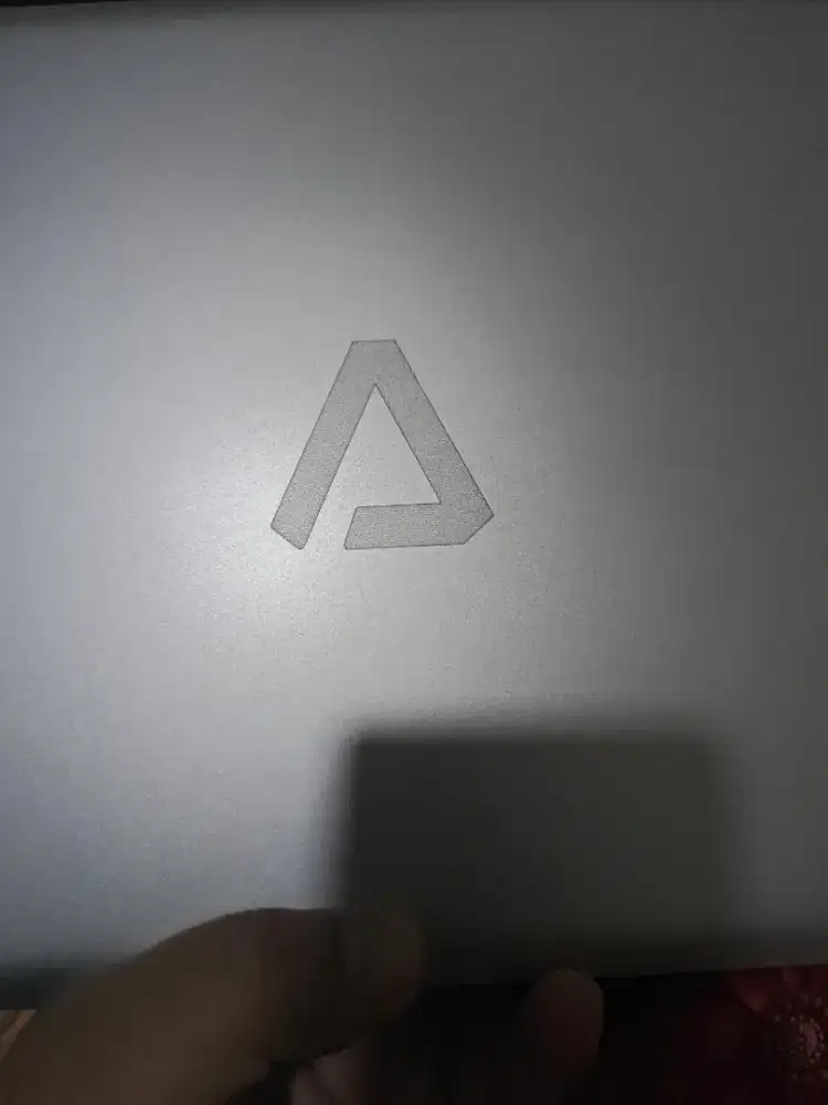 Laptop mulus seperti baru