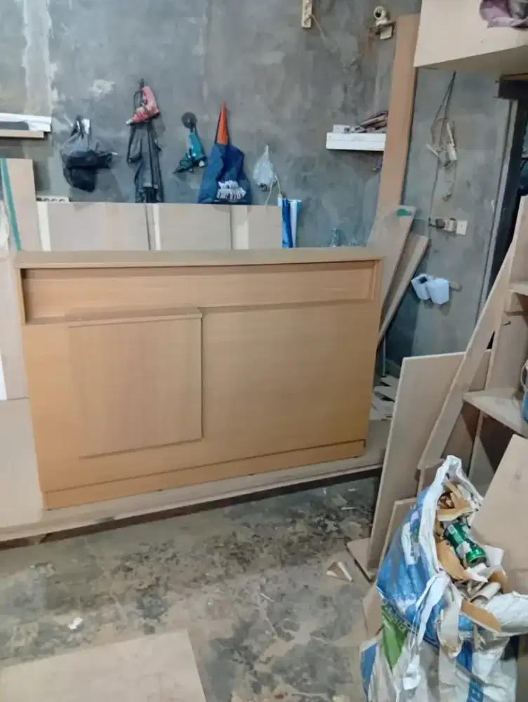 Meja Kasir / Meja Counter Minimalis Modern Custom – PUTRA FURNITUR