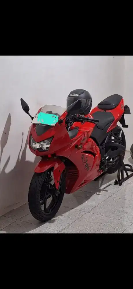 Kawasaki Ninja 2012 spesial jarang dipakai