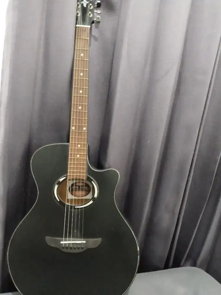 Gitar Acoustics Yamaha APX500 II