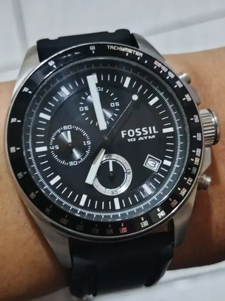 Jam fosil ful ori