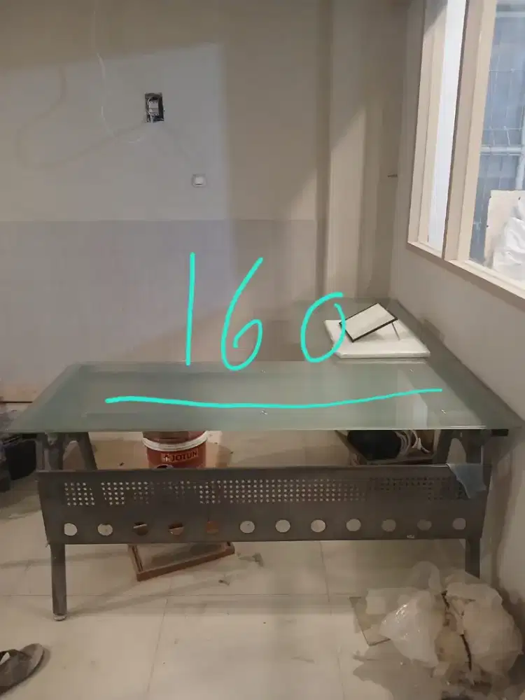 Meja Kantor bentul L
