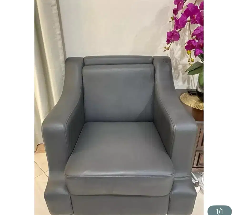 Sofa warna charcoal Kursi
