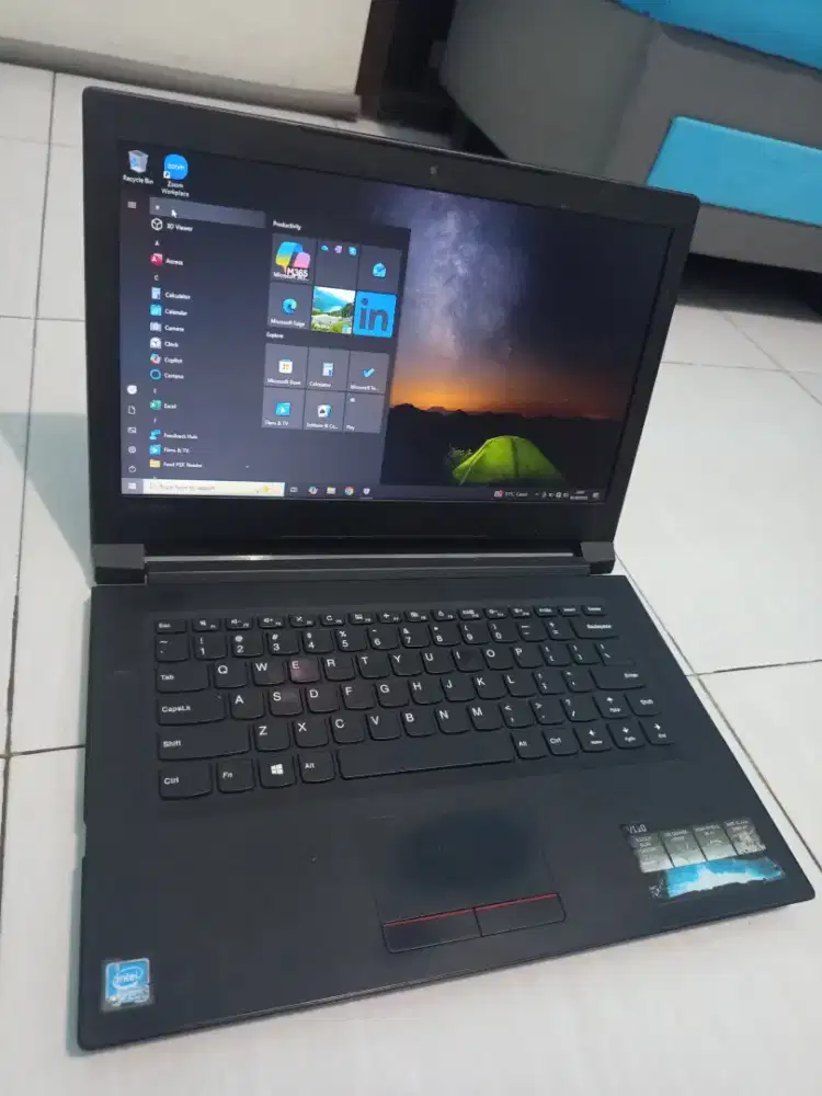 Laptop Lenovo v110. Ram 6gb/500GB .Normal.body slim