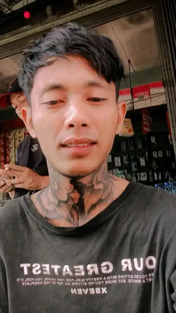 Mencari kerja apah ajah