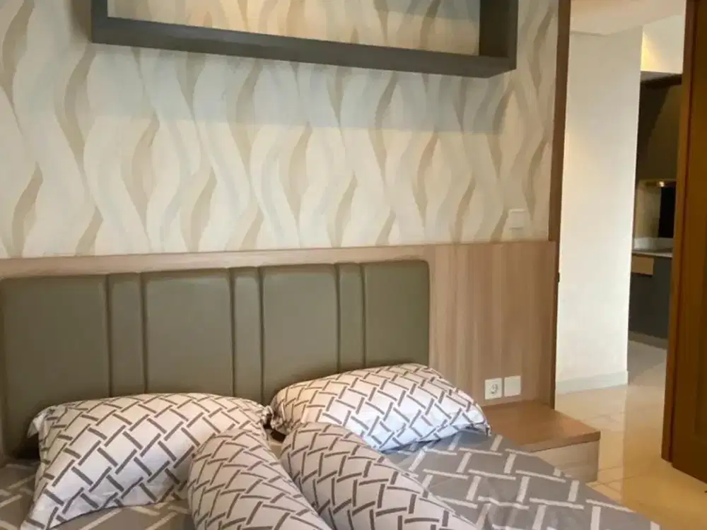 disewakan 2 bedroom full furnish taman anggrek residence