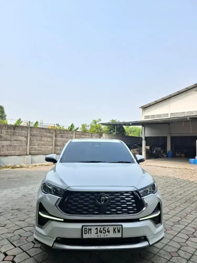 Zenix 2024 Q TSS modellista hybrid matic. Km 8rb antik