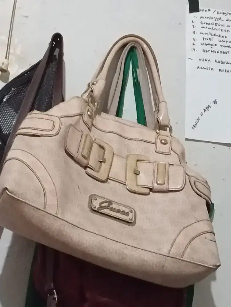 Dijual tas guess