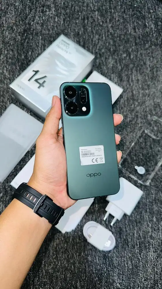 Oppo Reno 14 5G 12/256 3 Hari aktiv Acc Fresh