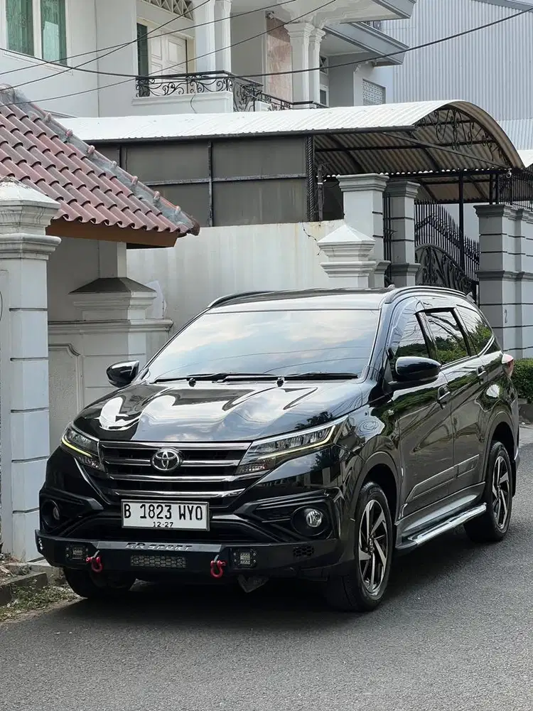 Toyota Rush GR Sport Antik