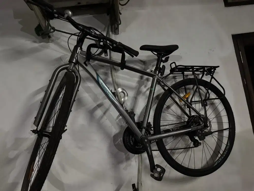 Sepeda Thrill Volare GX 3.0 700C – Like New, Pakai 2x