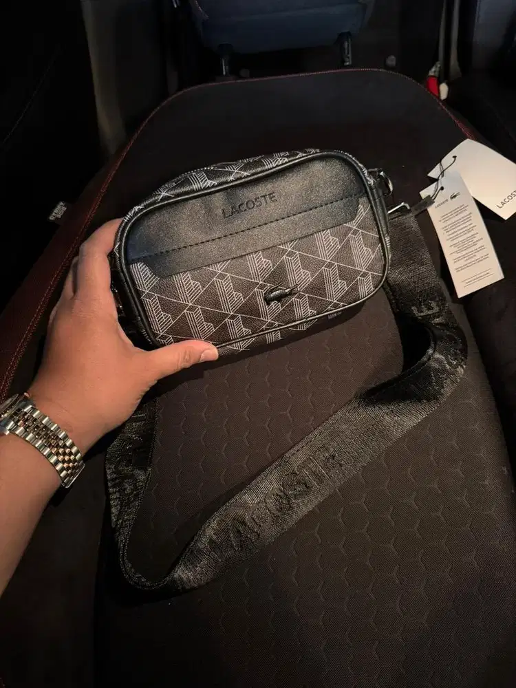 Tas selempang lacoste / slingbag lacoste