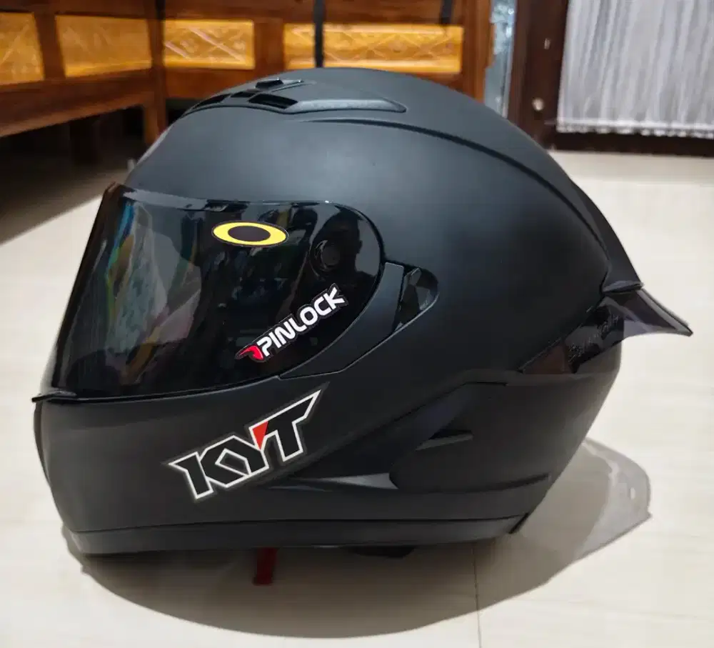 Helm KYT Falcon FR Size L