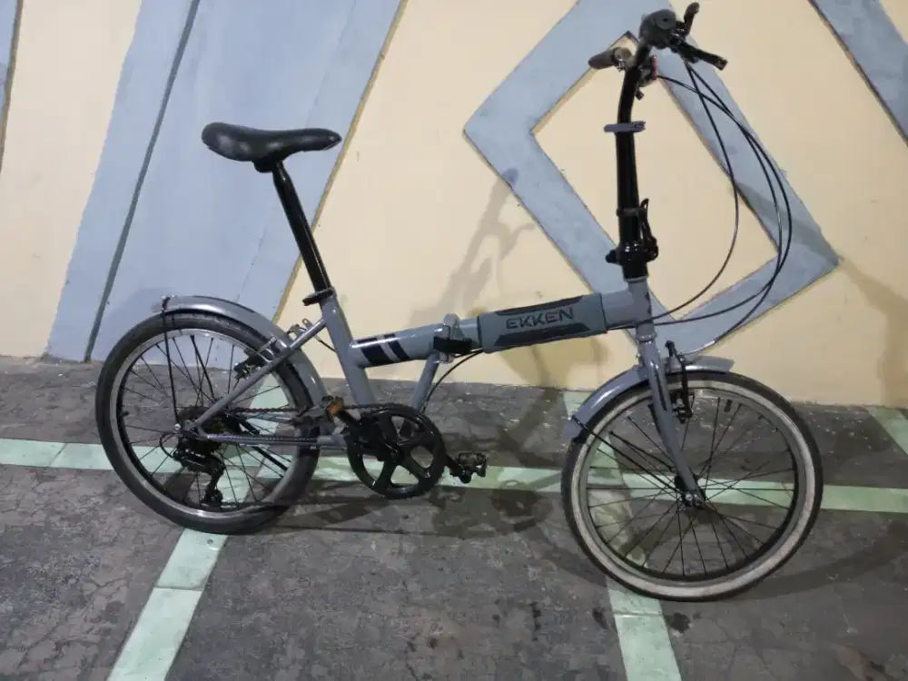 Sepeda lipat 6 speed ukuran 20 siap gowes