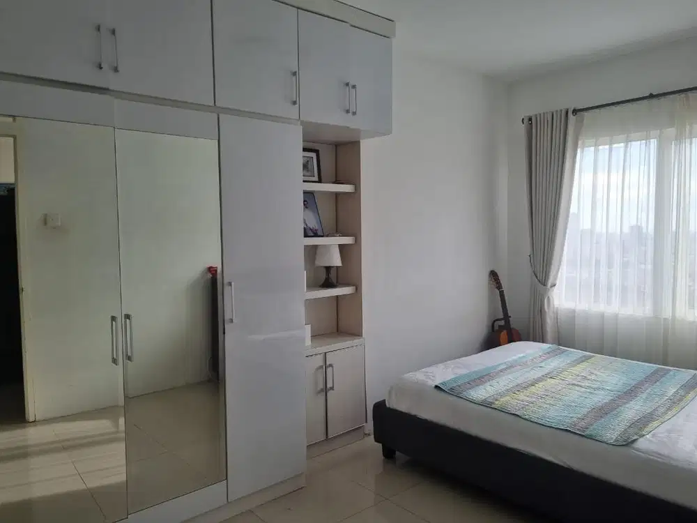 Dijual Cepat dibawa NJOP Apartment Cosmo residence 2 BR Full Furnished