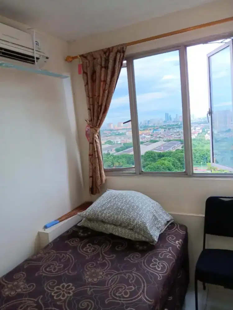 Sharing apartemen kost cewe