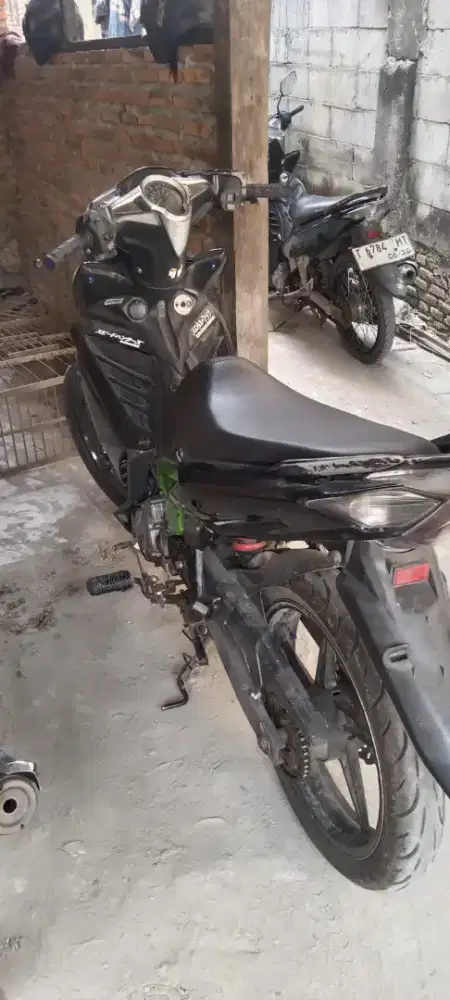 Dijual motor Jupiter MX New 135 2012 Rp 7.000.000