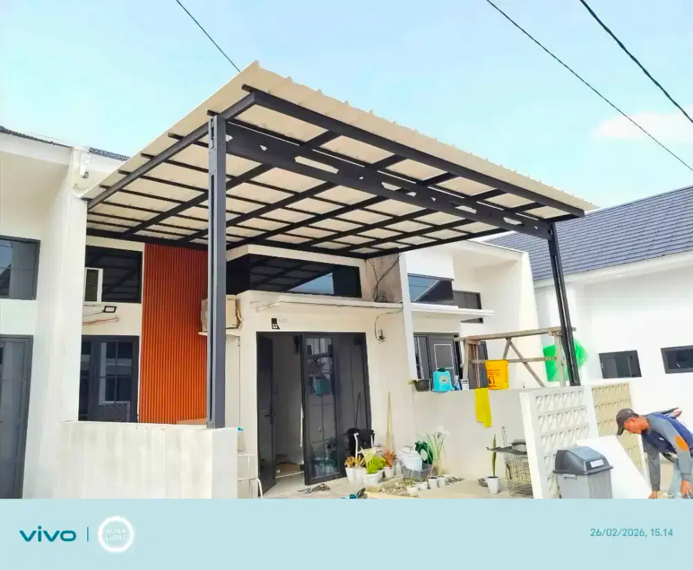 Kanopi baja ringan dan garasi