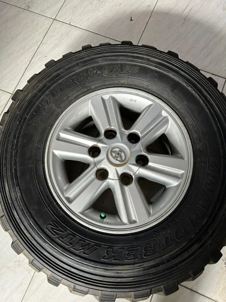 Jual velg original hilux ring 15