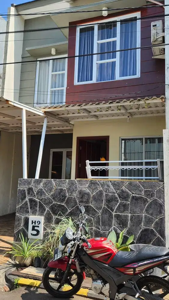 TINGGAL BAWA KOPER!! RUMAH FULL FURNISH 1,57M NEGO!!