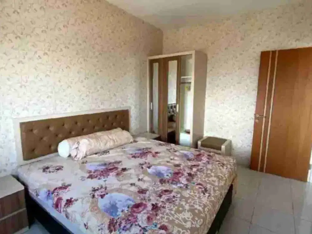 Disewakan unit Apartemen Puncak Dharmahusada 2 BR Tinggal Bawa Koper