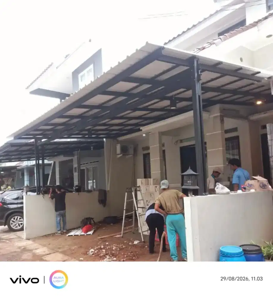 Kanopi baja ringan dan garasi