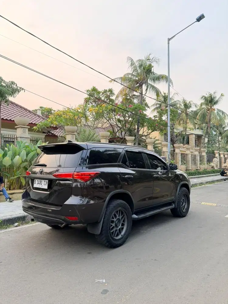 toyota fortuner VRZ