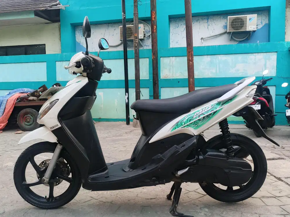 Yamaha Mio smail 2012 stater tokcer halus mulus terawat