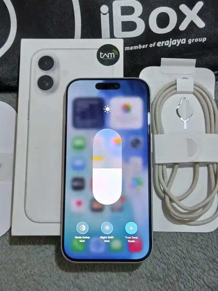 LIKE A NEW IPHONE 17 IBOX WHITE RESMI