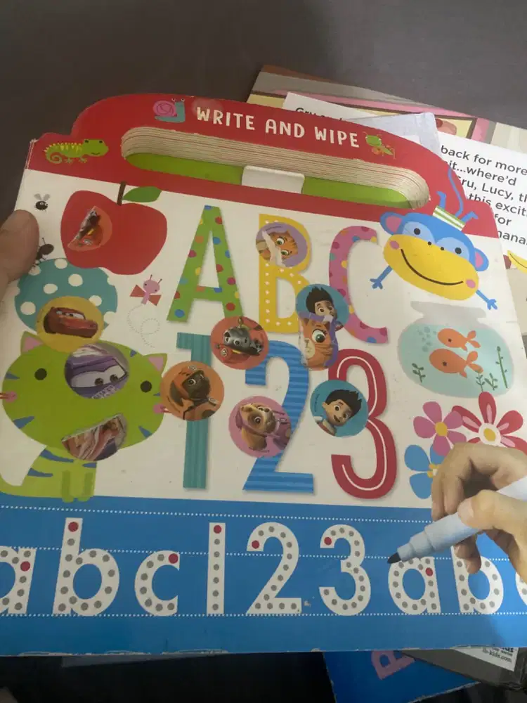 Kumpulan buku bekas buat anak,