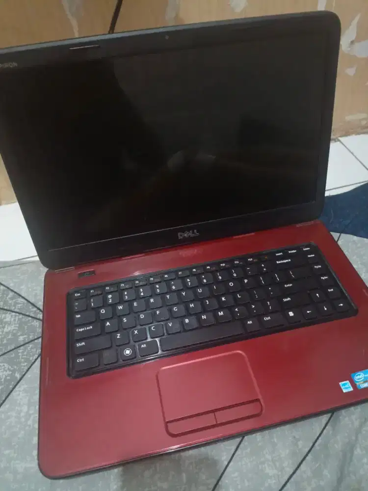 Laptop Dell N5050