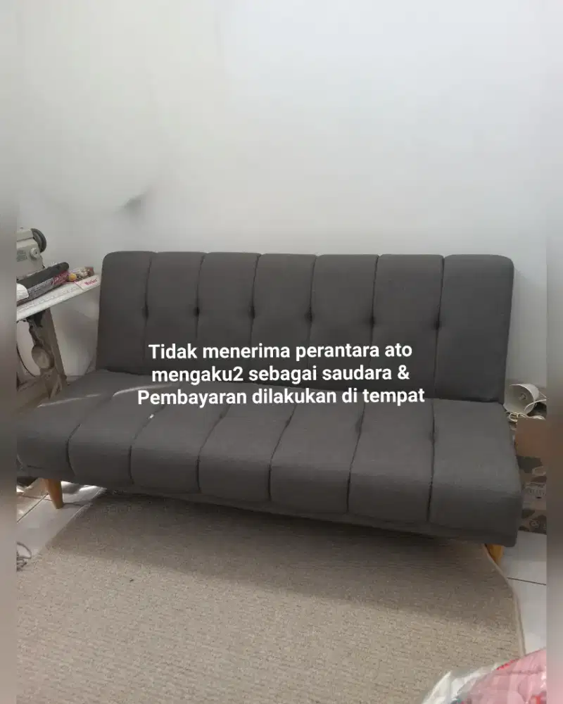 Sofa bekas pemakaian pribadi