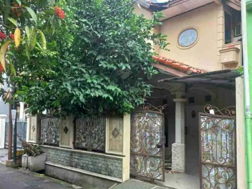 rumah 2 lantai siap huni di klender jakarta timur