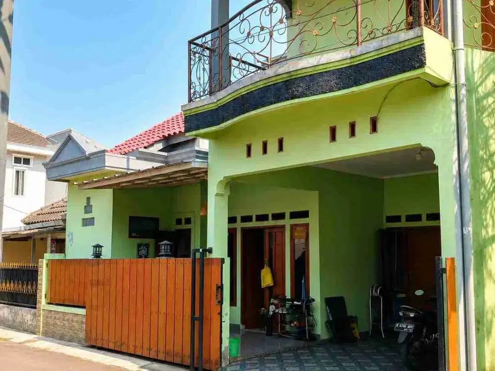 Rumah 2 Lantai Rp950 JUTA NEGO, Luas Tanah 155 m², 4+1 KT di Pamulang Barat — SHM & Bebas Banjir
