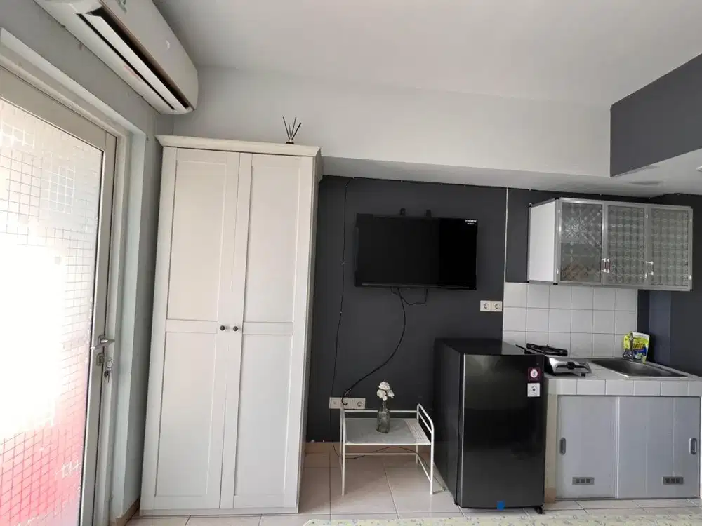 sewa apartemen springlake summarecon bekasi