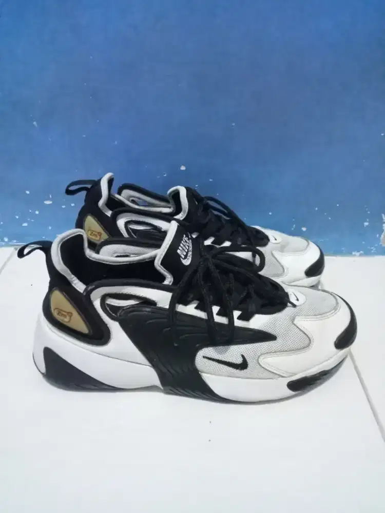 Nike zoom 2000 size 44