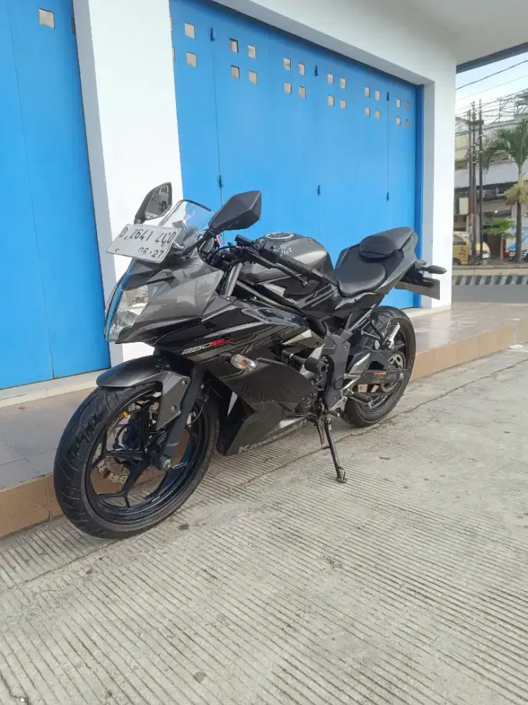 Kawasaki ninja 250 mono 2017 mulus